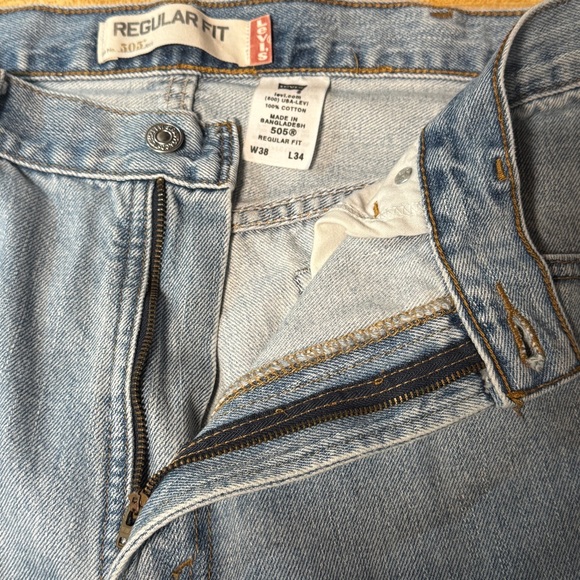 LEVI’S 505 Regular Fit Straight Leg Light Stonewash Blue Jeans Size 38 x 34 - Picture 7 of 10